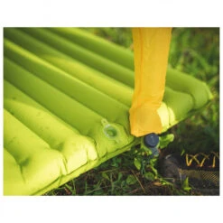 Exped Ultra 3R - Sleeping Mat 14 Exped Ultra 3R - Sleeping Mat -Robens Camp Store exped ultra 3r sleeping mat detail 6